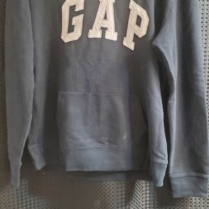 GAP Black Crewneck Sweater Classic Style